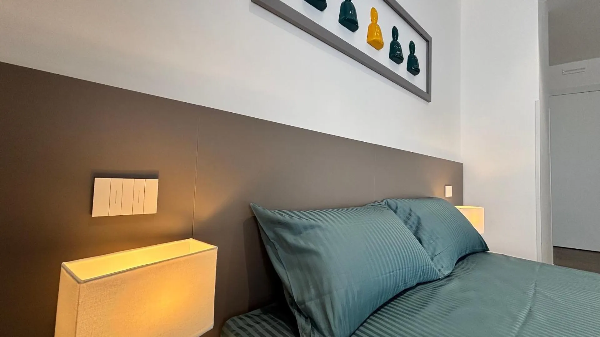 Seaside Suites Neapol 0*,