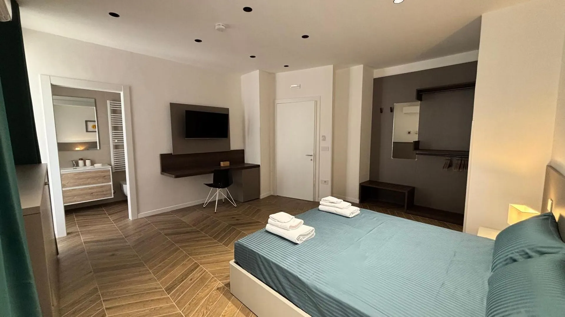 Seaside Suites Naples Italy